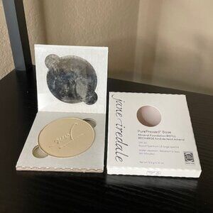 Jane Iredale PurePressed Base in Bisque